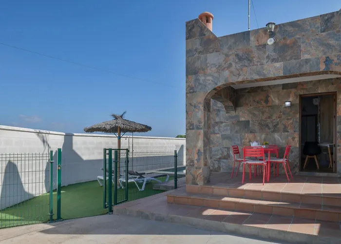 Casa Lunares كونيل ذي لا فرونتيرا