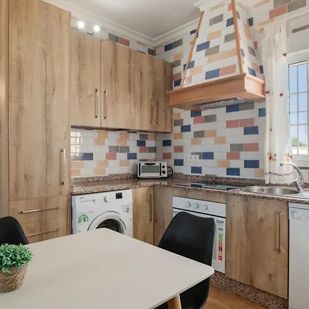 Casa Lunares * كونيل ذي لا فرونتيرا