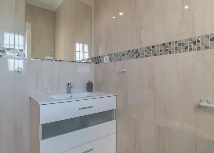 Casa Lunares بيت للعطل *